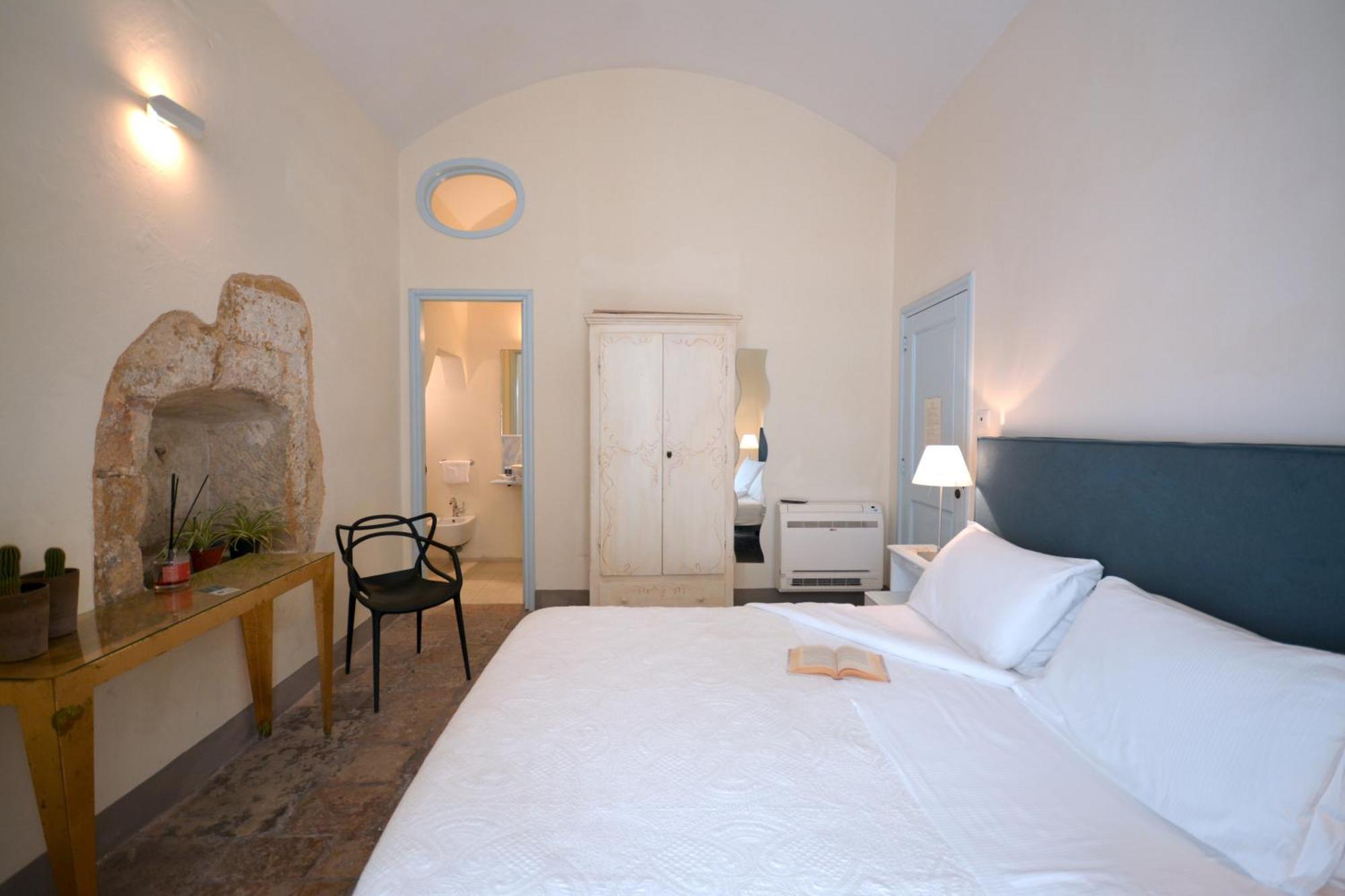 B&B Palazzo Del Capitolo - By I Bastioni San Domenico Галліполі Екстер'єр фото
